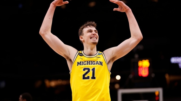 会面临更密 会面临更密