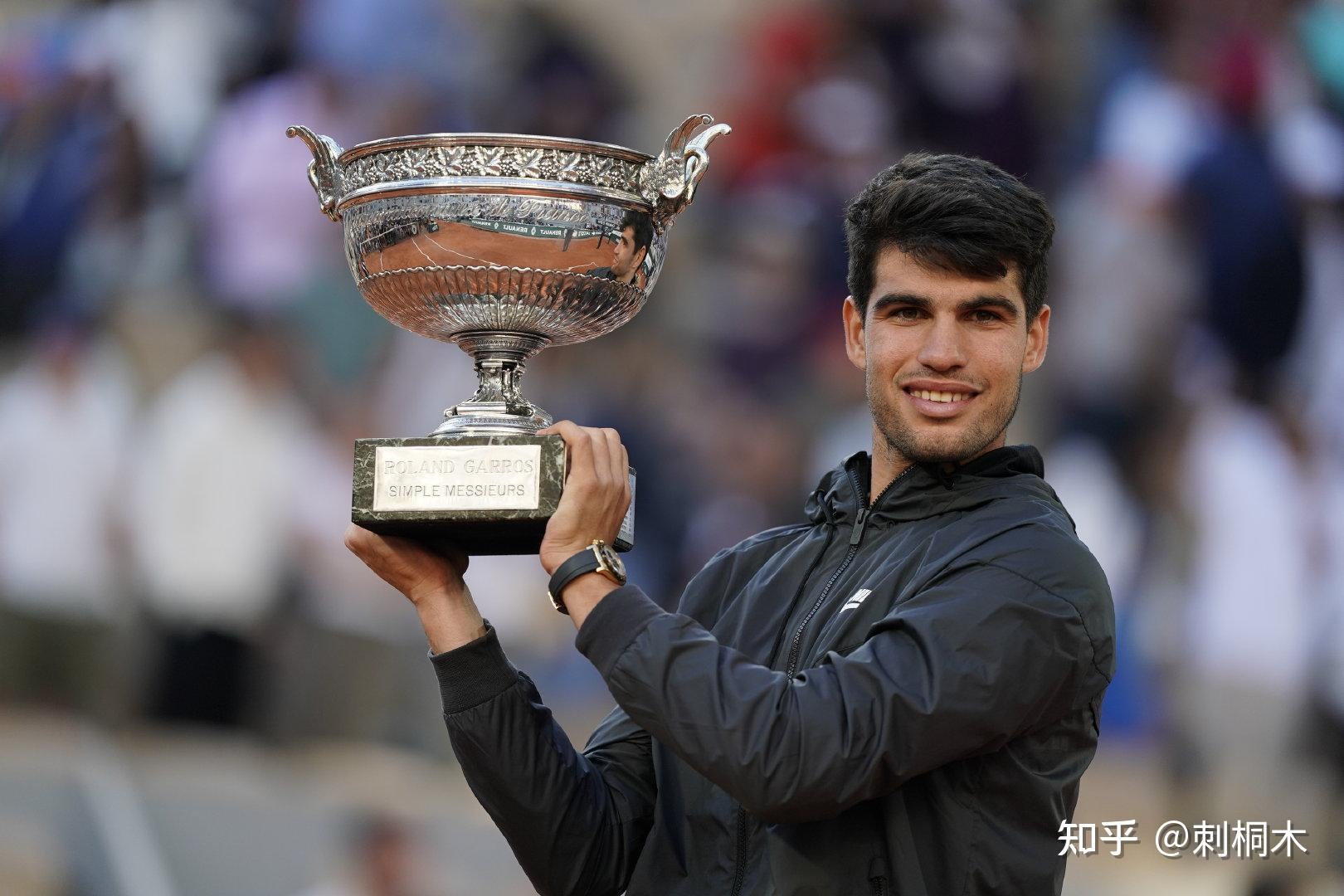 次引援不仅 次引援不仅