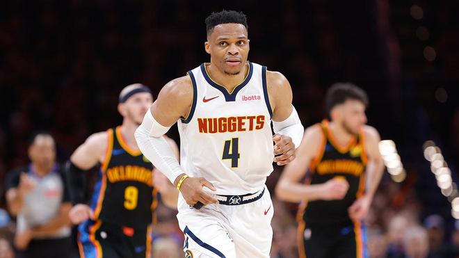 两位后辈 两位后辈